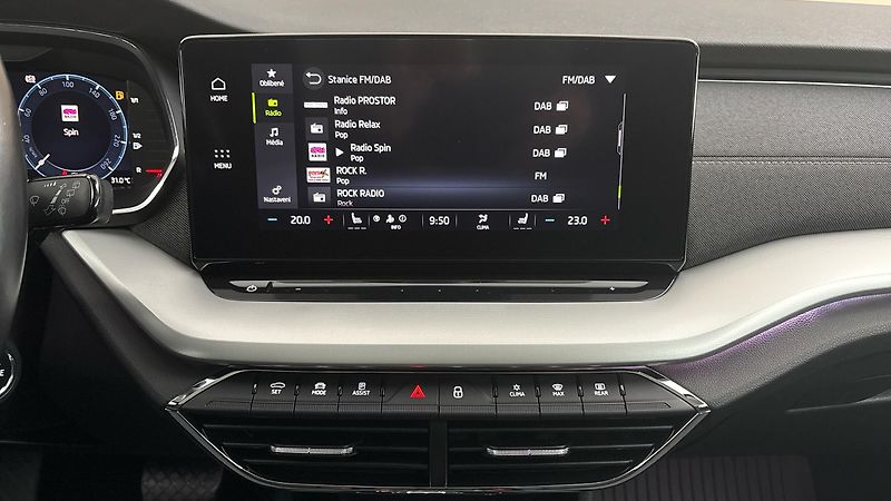 Škoda Octavia 2.0 TDI DSG Style Combi - fotka 11 z 29