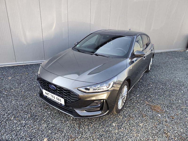 Ford Focus ST-LINE - fotka 2 z 24