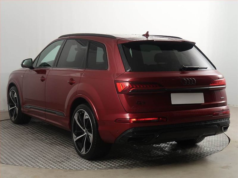 Audi Q7 (2022) 50 TDI - fotka 4 z 20