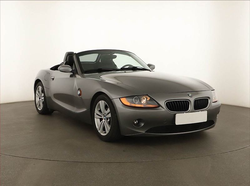 BMW Z4 (2004) 2.2i - fotografie inzerátu