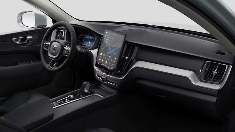 Volvo XC60 (2026) CORE, T6 AWD, 186+107 kW / 253 - fotka 6 z 12