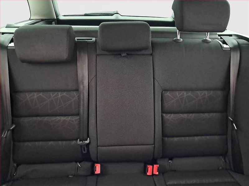 Škoda Octavia (2011) 2.0 TDI, Serv.kniha, Xenony - fotka 10 z 16