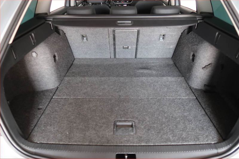 Škoda Octavia (2014) Ambition 1.6 TDI, Navi - fotka 13 z 18
