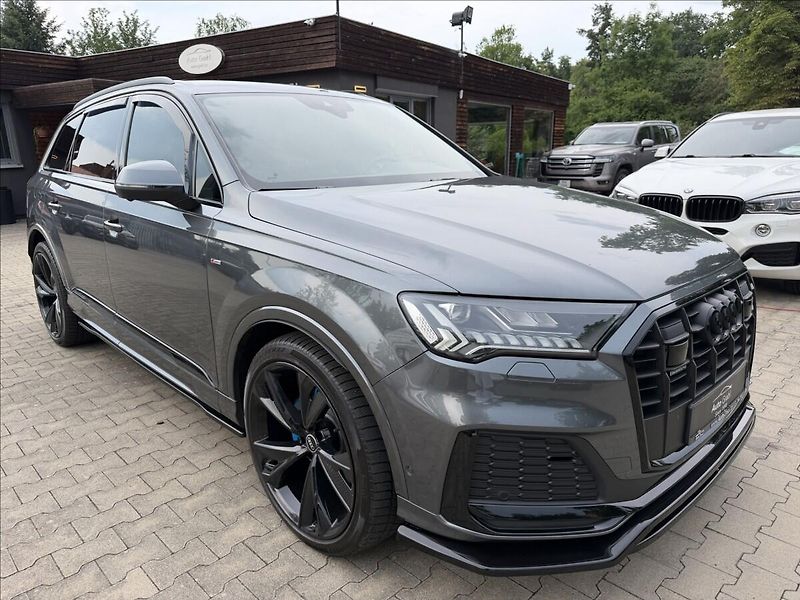 Audi Q7 50 TDI S-line Quattro - fotka 1 z 28