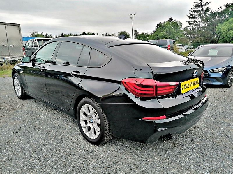 BMW Řada 5 (2014) GT 530d xDrive M-paket - fotka 5 z 40
