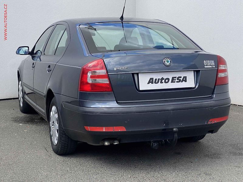 Škoda Octavia (2007) 1.9TDi, AAC, tempo - fotka 6 z 16
