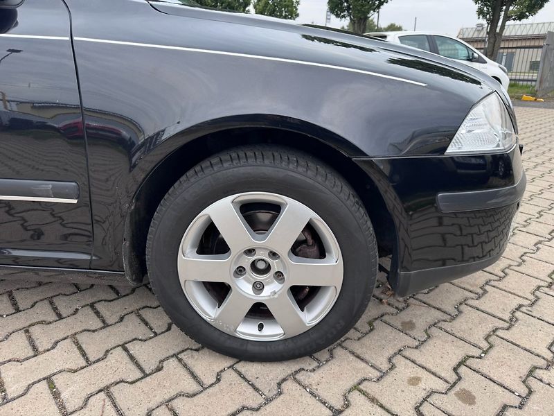 Škoda Octavia (2005) 1,9TDI 77KW TAŽNÉ BEZ DPF 1MAJ - fotka 17 z 48