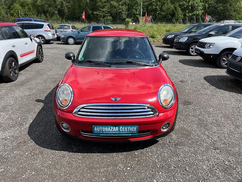 Mini Cooper 1.4i - fotka 2 z 18