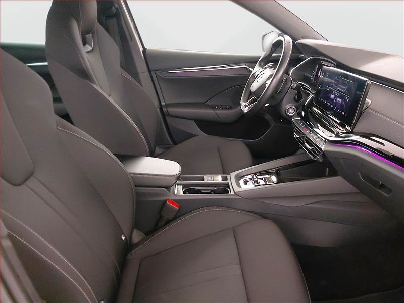 Škoda Octavia (2021) Sportline 1.5 TSI e-tec - fotka 9 z 22
