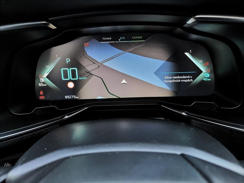 DS Automobiles DS7 Crossback 1,6 Louvre PHEV,4x4,220kw,LED - fotka 27 z 50
