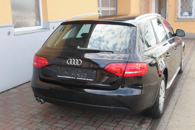 Audi A4 2.0 TDi AUT. KLIMA *AUTOMAT* - fotka 8 z 18