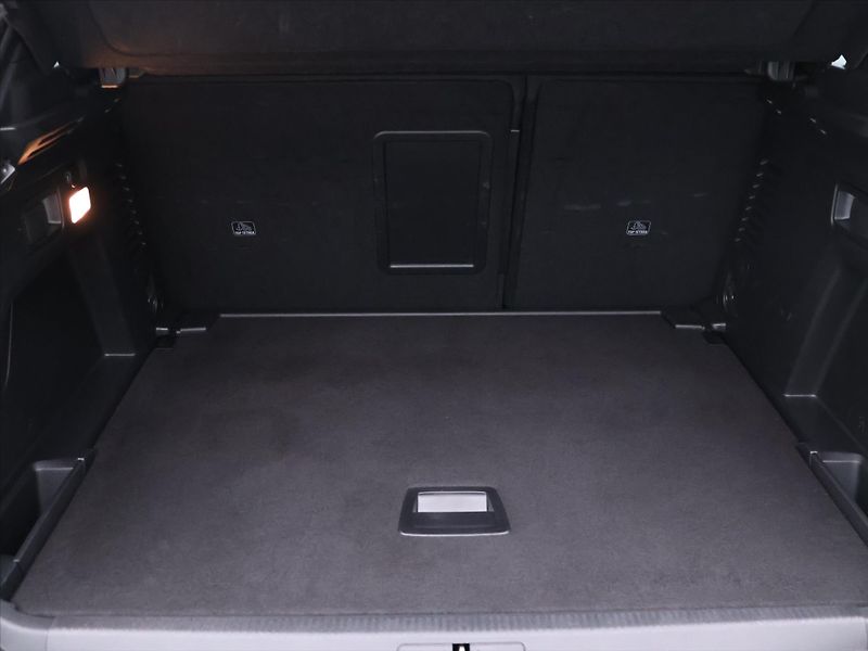 Peugeot 3008 1,2 PT 130k Aut. LED CZ DPH - fotka 10 z 30