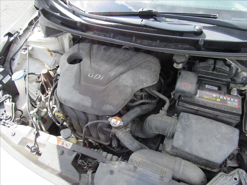 Hyundai i30 1,6 GDI 99kW Automat - fotka 30 z 32