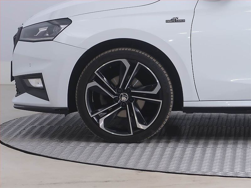 Škoda Fabia (2023) Monte Carlo 1.0 TSI - fotka 14 z 20