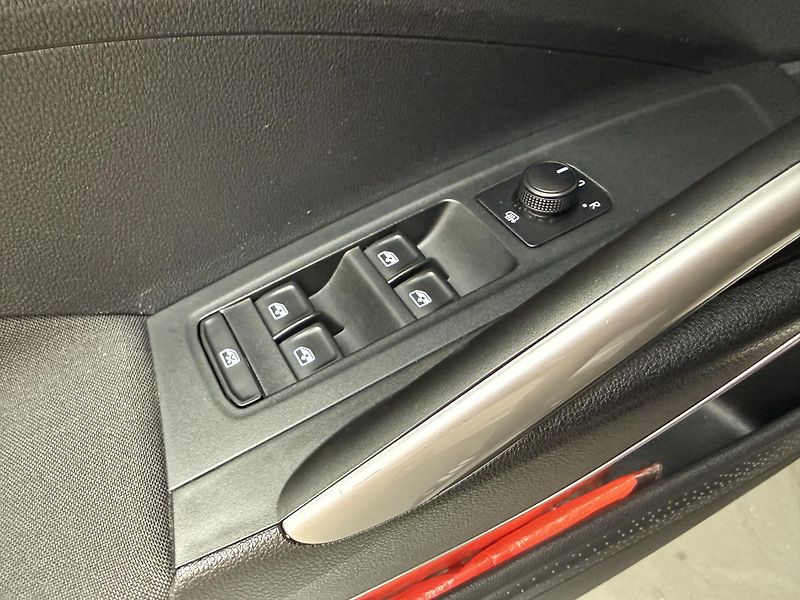 Škoda Fabia 1.0 TSI 70kW Style - fotka 10 z 12