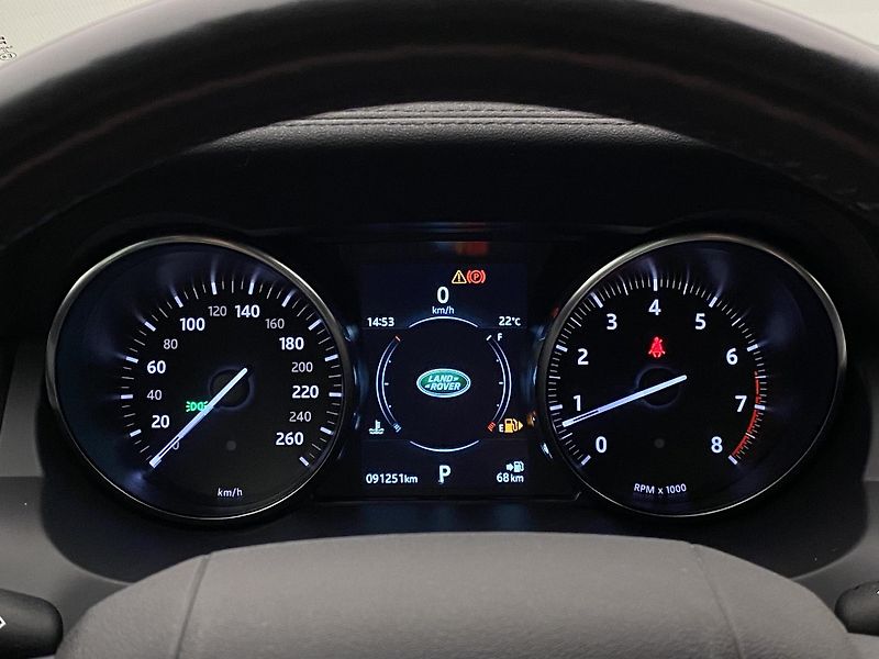 Land Rover Range Rover Evoque 2.0 Si SE AWD AUT CZ - fotka 21 z 29