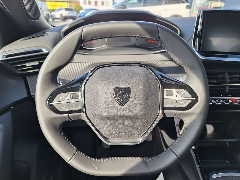 Peugeot 2008 (2026) BUSINESS Elektromotor 115 kW / - fotka 12 z 16