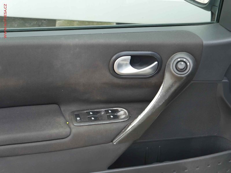 Renault Mégane (2003) 1.5 dCi, 1.maj, servis.kniha - fotka 14 z 15