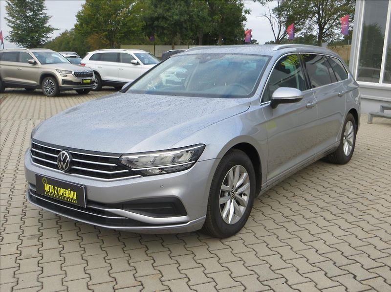 Volkswagen Passat 2,0 TDI 110kW Business DSG ČR - fotka 3 z 28