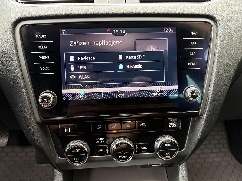 Škoda Octavia (2019) 4x4/1.6TDi/SERVIS ŠKODA/ - fotka 12 z 23