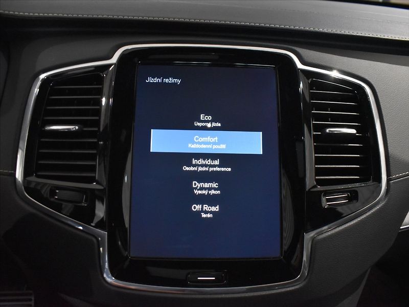 Volvo XC90 2,0 T6 AWD R-design Vzduch - fotka 23 z 26