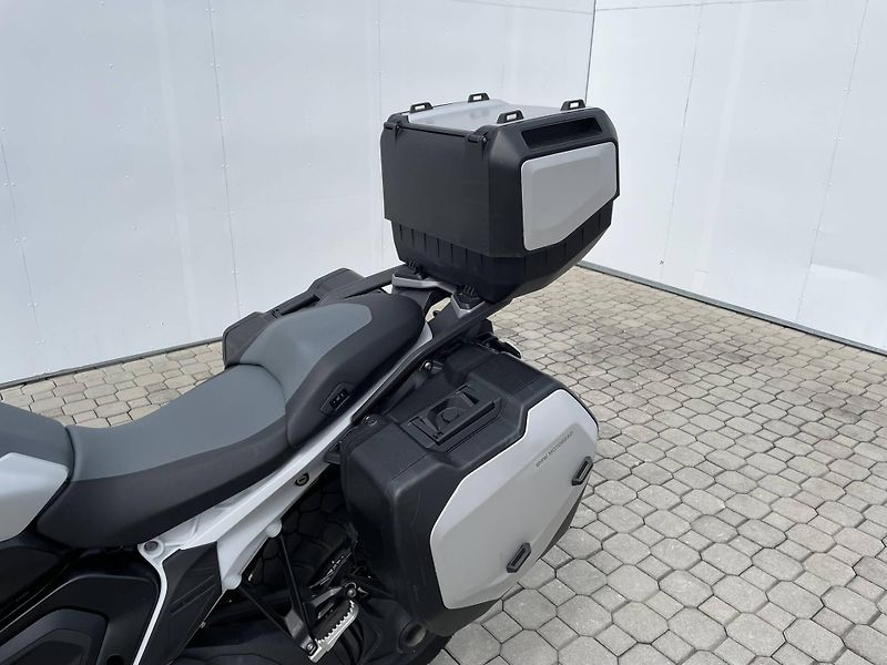 BMW (2026) R 1300 GS - fotka 11 z 15