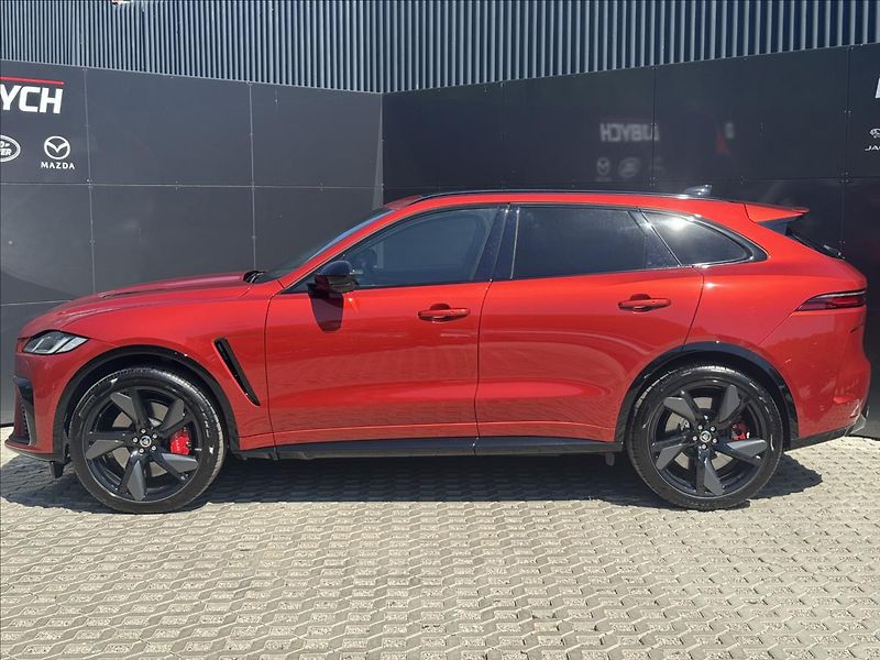 Jaguar F-Pace 5,0 SVR P575 AT AWD MY25.5 ČR - fotka 5 z 39