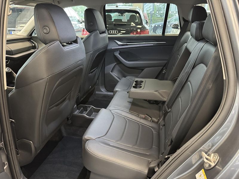 Škoda Kodiaq (2025) 1,5TSi DSG MHEW CANTON TAŽNÉ - fotka 18 z 47