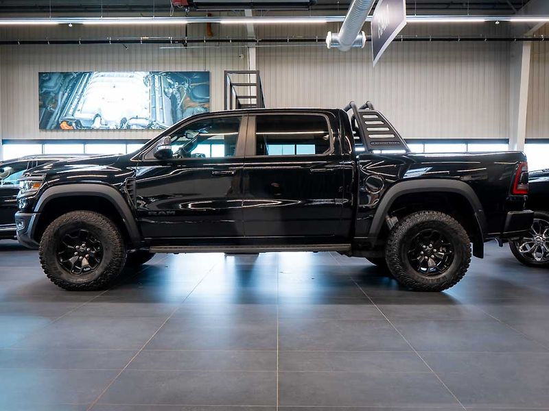 Dodge RAM (2022) 6.2 TRX Harman Kardon, Head Up - fotka 2 z 38