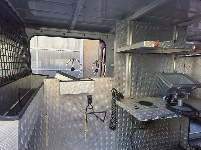 Mercedes-Benz Sprinter 270CD 5valec 67 tkm  montážní  - fotka 20 z 26