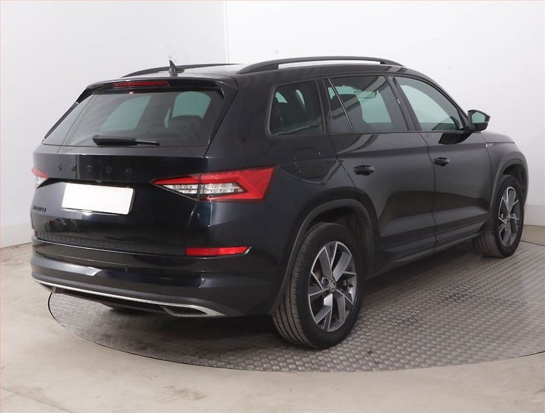 Škoda Kodiaq (2021) Sportline 1.5 TSI - fotka 5 z 18