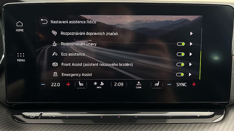 Škoda Octavia 2.0 TDI DSG 4x4 RS Combi - fotka 29 z 32