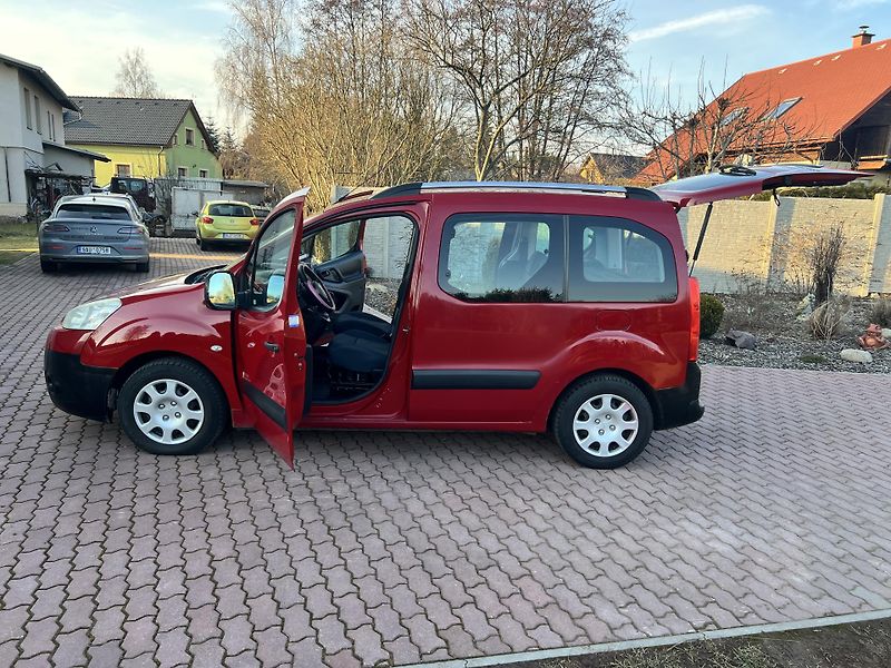 Peugeot Partner Tepee 1.6HDI 55KW,KLIMA,ŠOUPAČKY,TZ - fotka 22 z 35