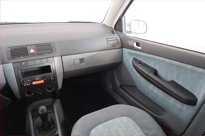 Škoda Fabia (2000) 1.4, Tažné, udržované - fotka 8 z 14