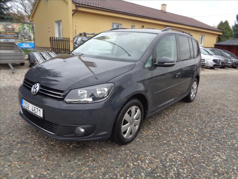 Volkswagen Touran 1,4 - fotka 3 z 19
