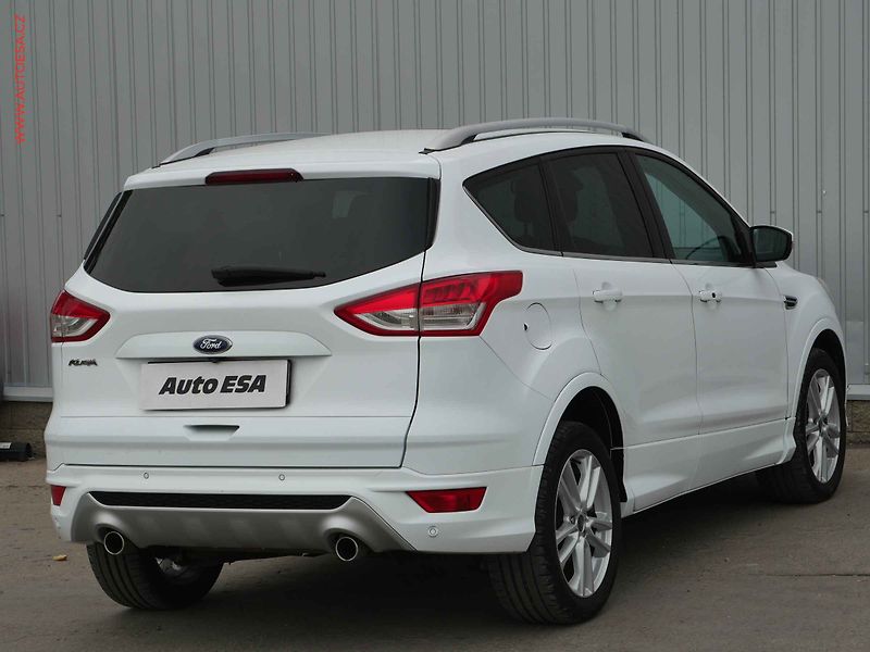 Ford Kuga (2014) 2.0TDCi 4x4, 2.maj,ČR - fotka 4 z 30