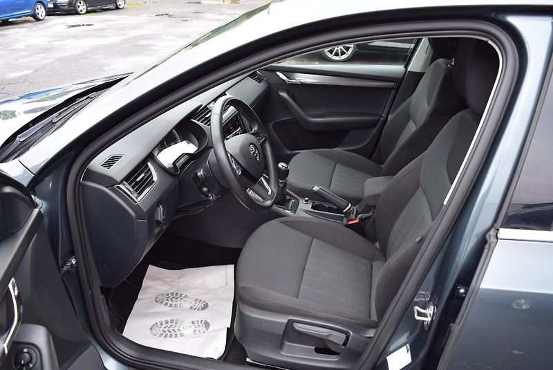 Škoda Octavia (2019) 1.5TSI 110kw STYLE TAŽNÉ SMART - fotka 21 z 45