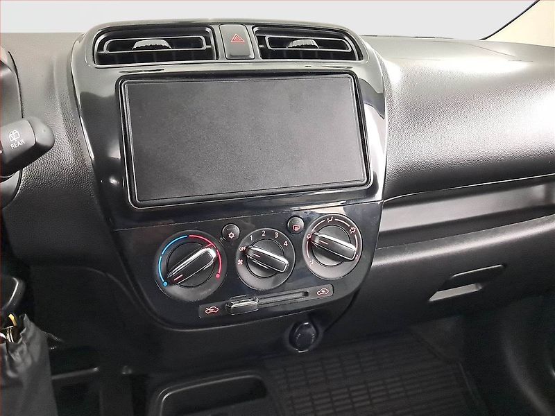 Mitsubishi Space Star (2024) 1.2 MIVEC, ČR,1.maj - fotka 12 z 18