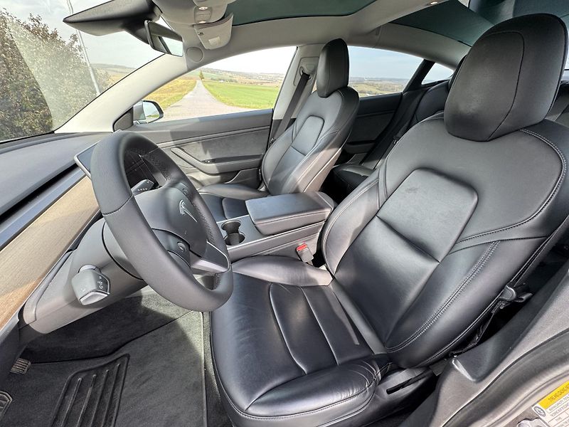 Tesla Model 3 SR+ SoH 96% Nová baterie - fotka 7 z 29