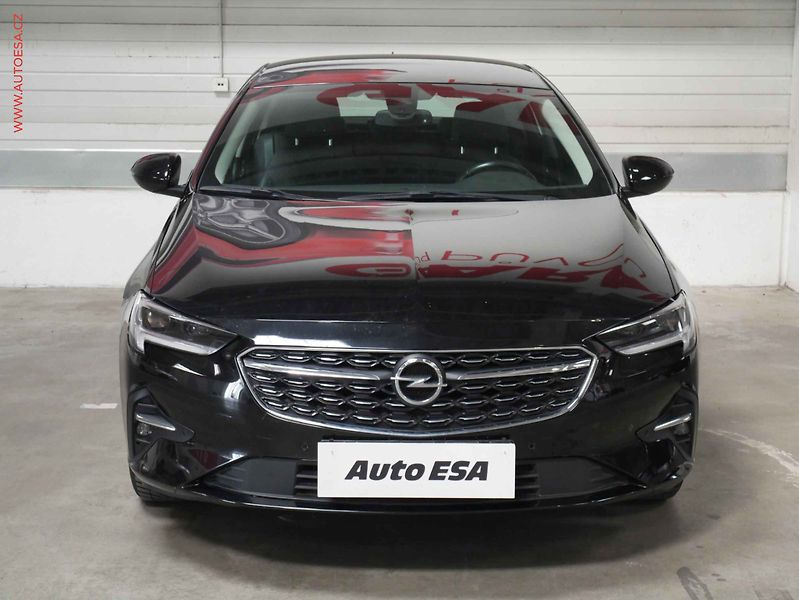 Opel Insignia (2021) 2.0CDTi, AT, výhřev sed - fotka 2 z 21