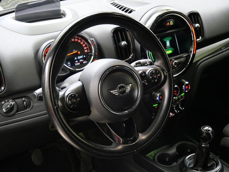 Mini Countryman - fotka 13 z 26