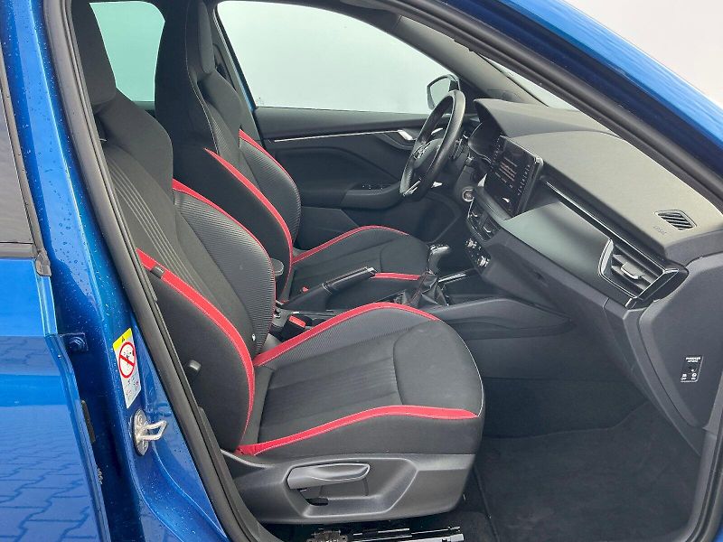 Škoda Kamiq (2021) 1.0 TSI DSG Monte Carlo - fotka 18 z 31