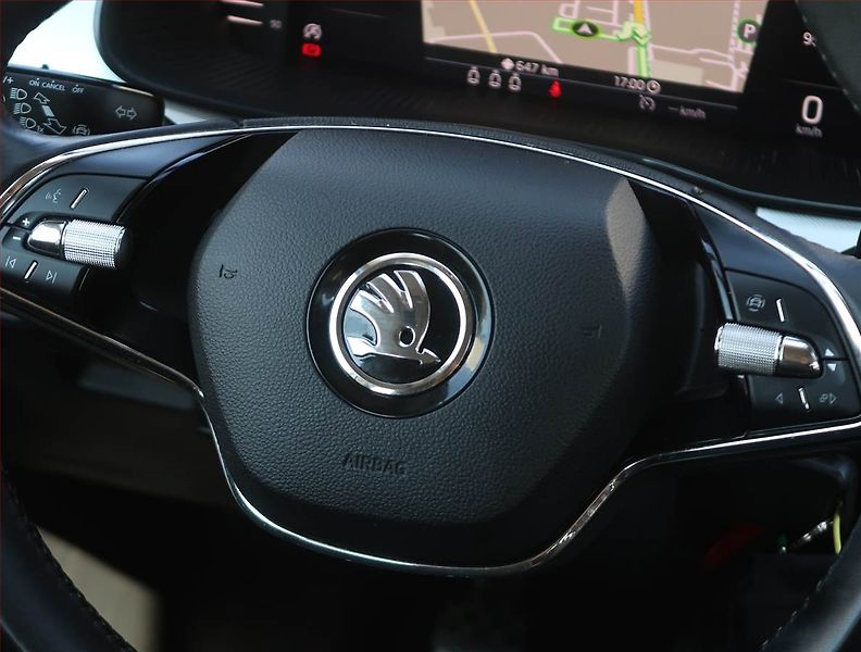 Škoda Kamiq (2023) Ambition 1.0 TSI, Serv.kniha - fotka 22 z 23