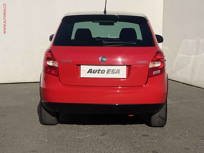 Škoda Fabia (2014) 1.2 TSi, Monte Carlo - fotka 5 z 17