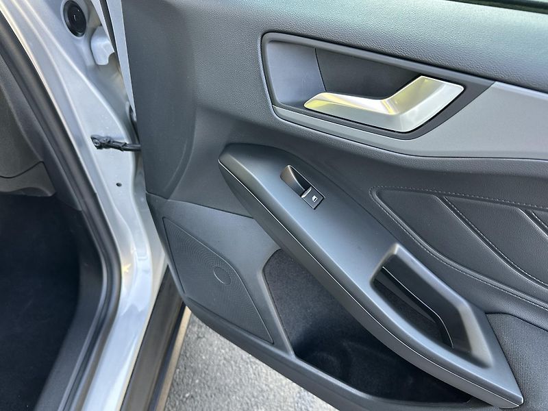 Ford Focus (2021) KOMBI 1.0/74kW * 1.Maj *LED*  - fotka 22 z 39