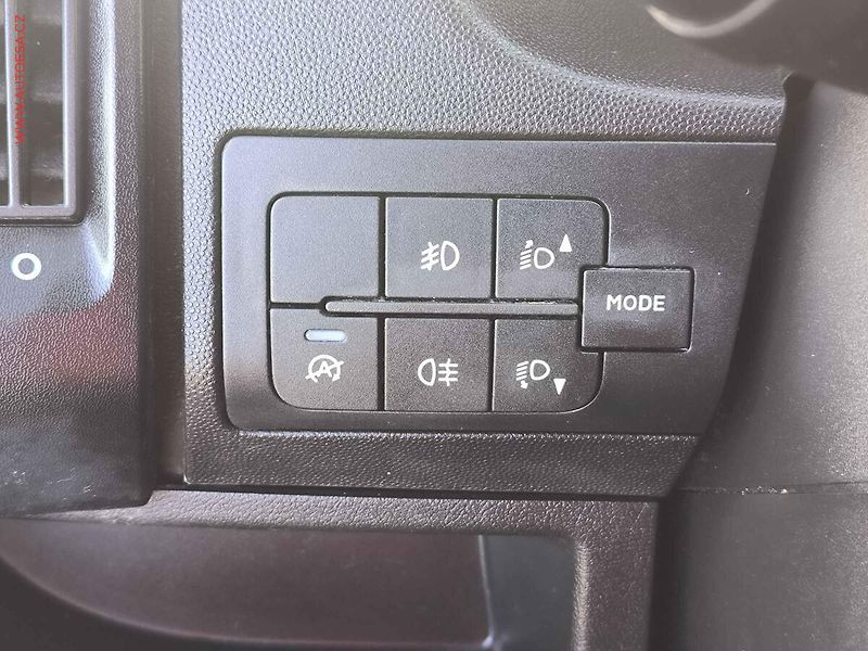 Citroën Jumper (2021) 2.2HDi L1H1, navi, 103kW - fotka 20 z 23