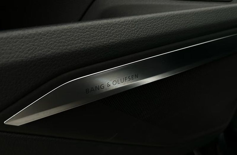 Audi Q8 e-tron 50 Q 360kam Pano Matrix BLIS - fotka 23 z 23
