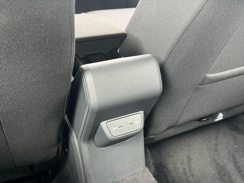Volkswagen Taigo 1,0 TSi 70 kW LIFE - fotka 21 z 24