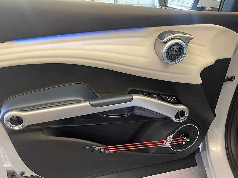 BYD ATTO 3 60.4kWh Pano 360 Kůže - fotka 8 z 15