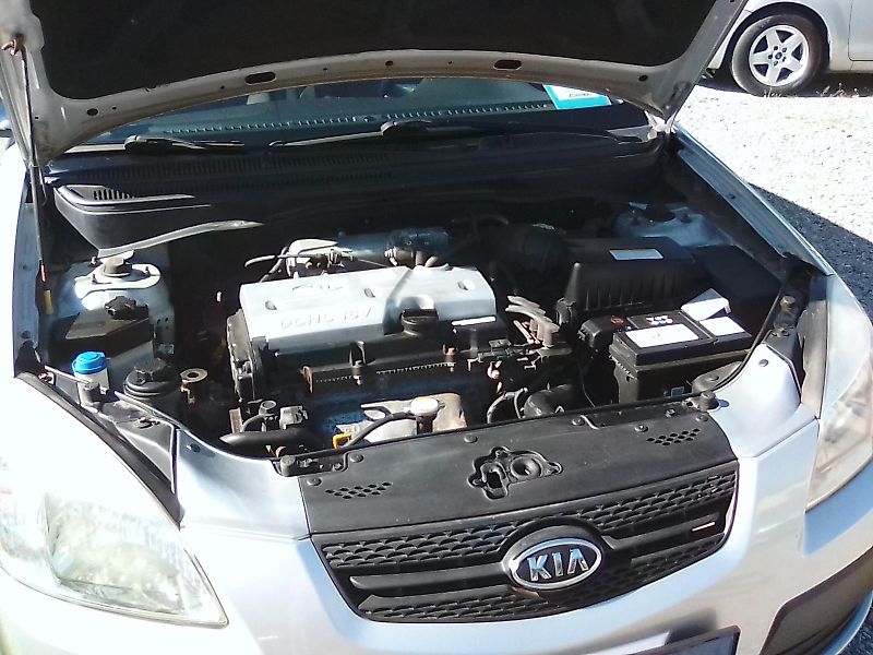 Kia Rio (2006) 1.4i 16V, velmi pěkné - fotka 30 z 30